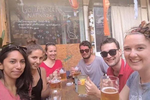 Budapest Garden Hostel