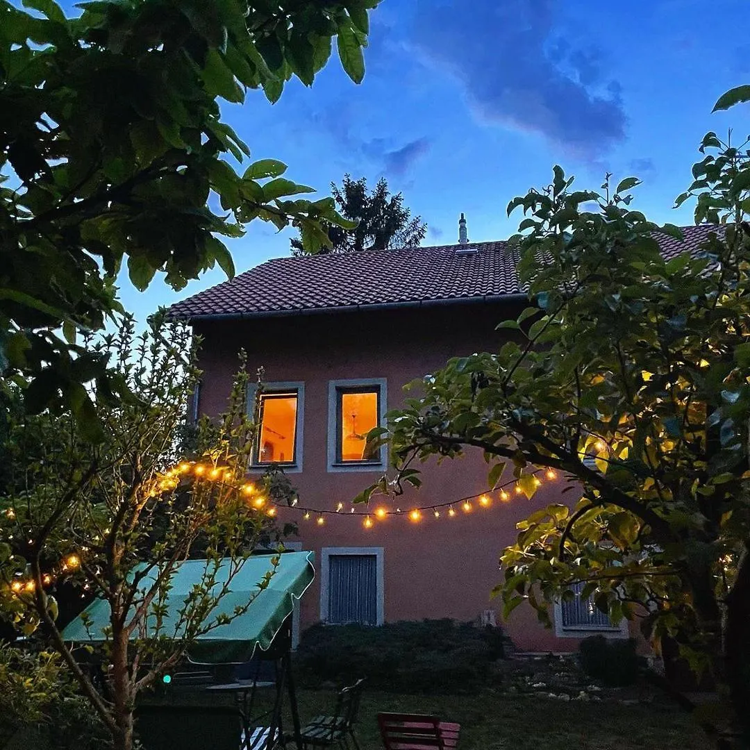 Budapest Garden Hostel 0*,
