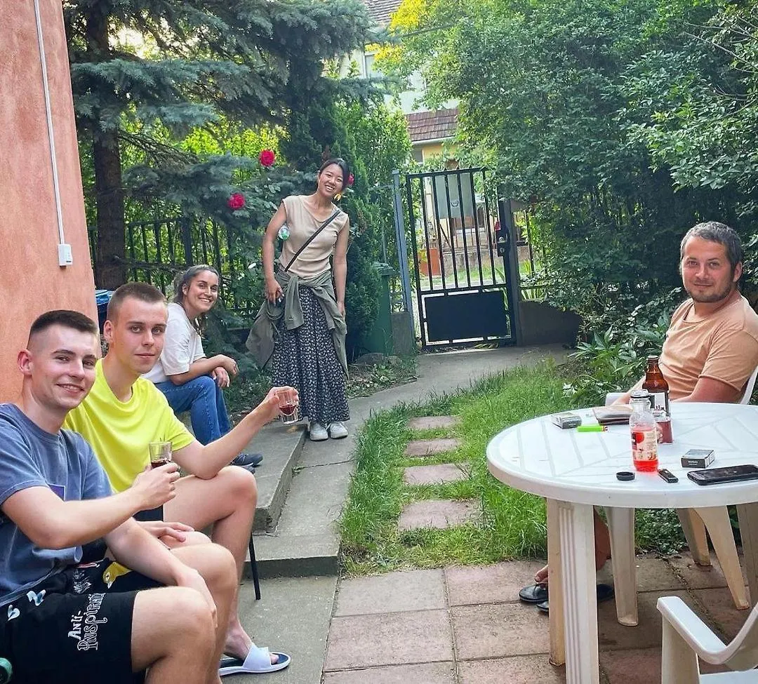 Budapest Garden Hostel 0*,